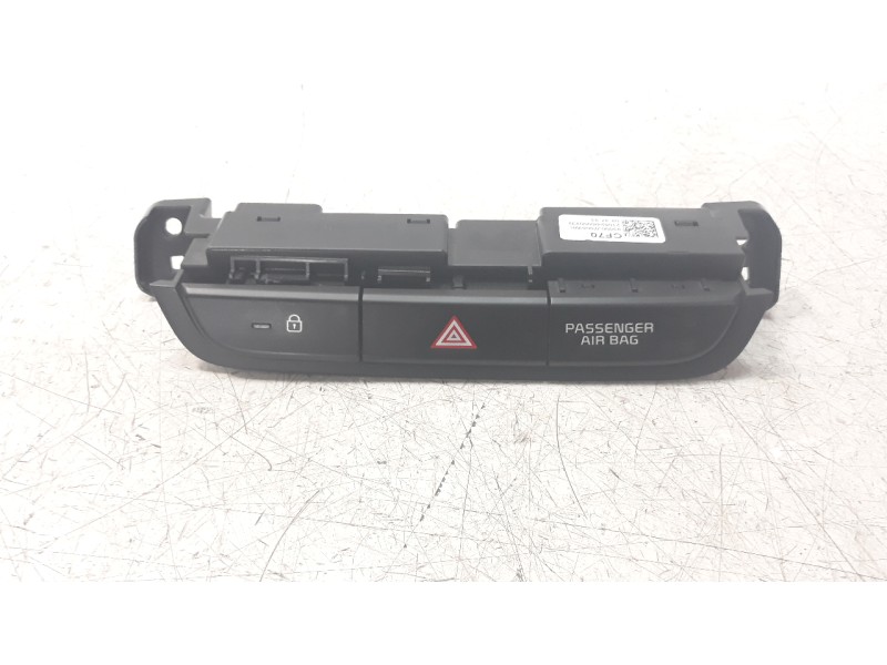 Recambio de warning para kia ceed 1.0 tgdi cat referencia OEM IAM 93600J7000WK  