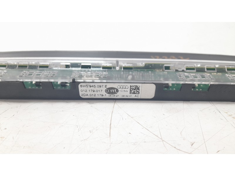 Recambio de luz central de freno para audi a4 b9 (8w2, 8wc) 2.0 tdi referencia OEM IAM 8W5945097E  