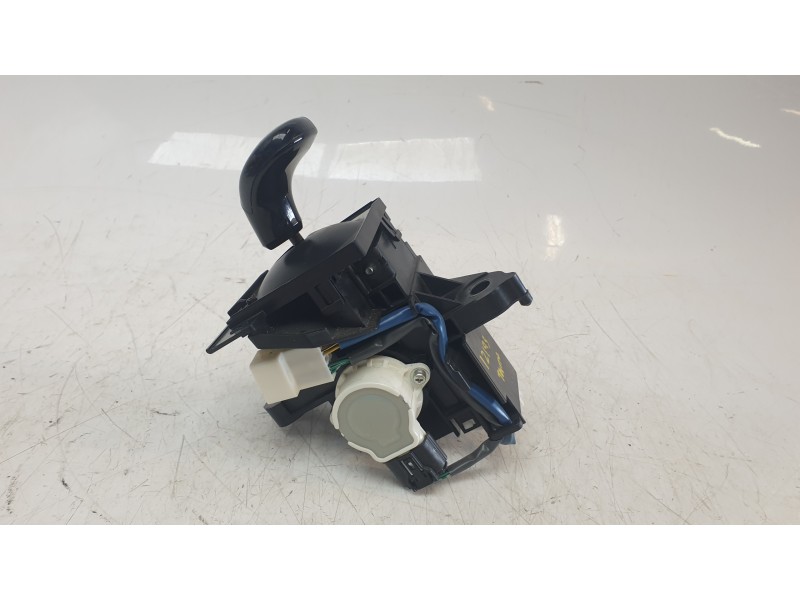 Recambio de palanca cambio para toyota auris (_e18_) 1.8 hybrid (zwe186_) referencia OEM IAM 750583LHD  