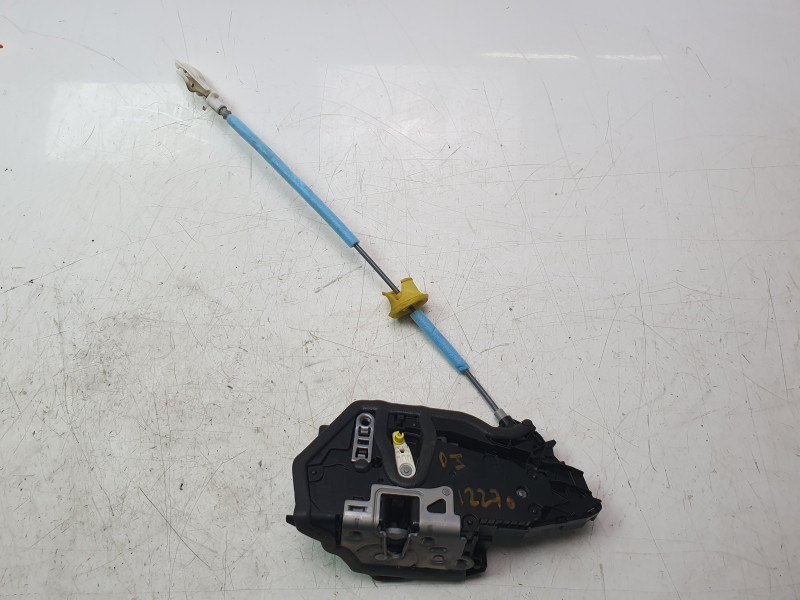 Recambio de cerradura puerta delantera izquierda para bmw 1 (f40) 118 i referencia OEM IAM 744504113  