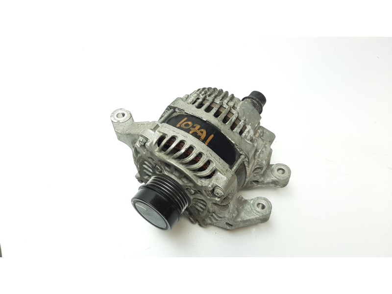 Recambio de alternador para ford focus 2.3 ecoboost cat referencia OEM IAM CJ5T10300CB ALF690353MT 