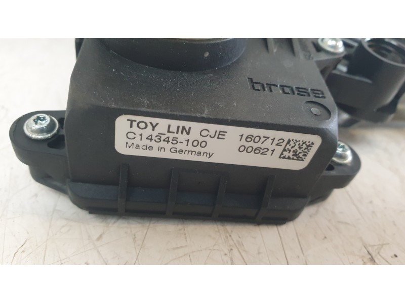 Recambio de elevalunas trasero izquierdo para toyota auris (_e18_) 1.8 hybrid (zwe186_) referencia OEM IAM 6984002430  