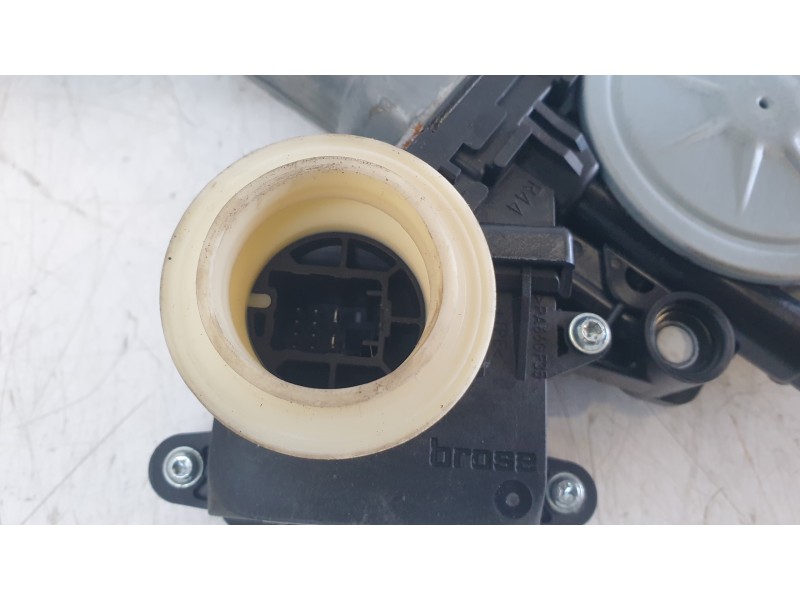 Recambio de elevalunas trasero izquierdo para toyota auris (_e18_) 1.8 hybrid (zwe186_) referencia OEM IAM 6984002430  