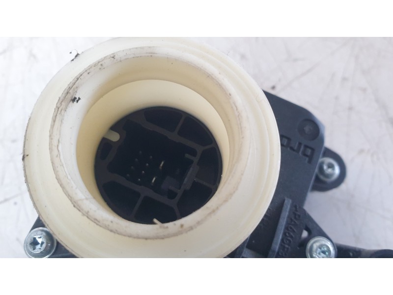 Recambio de elevalunas trasero derecho para toyota auris (_e18_) 1.8 hybrid (zwe186_) referencia OEM IAM 6983002430  