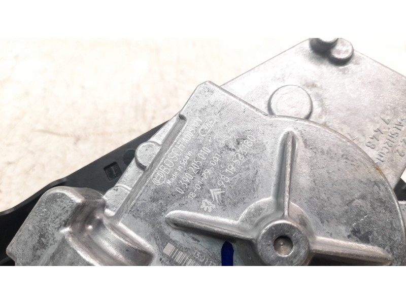 Recambio de motor limpia trasero para citroen c4 picasso origins referencia OEM IAM 9819523180  
