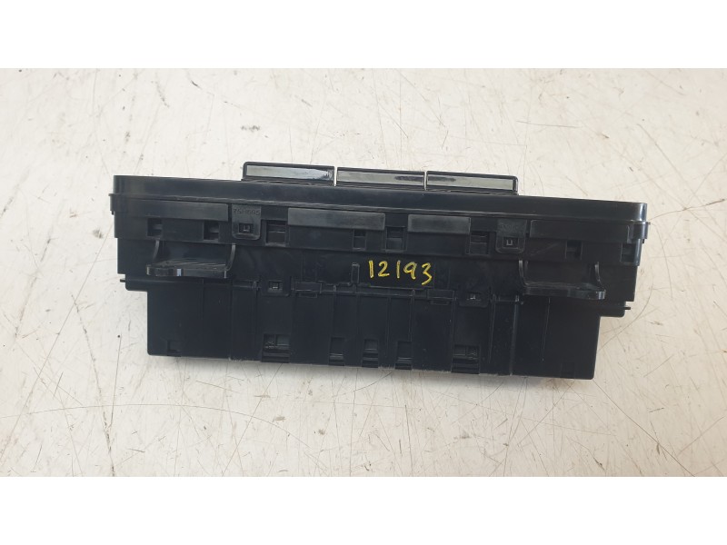Recambio de mando climatizador para toyota auris (_e18_) 1.8 hybrid (zwe186_) referencia OEM IAM 5590002C60  