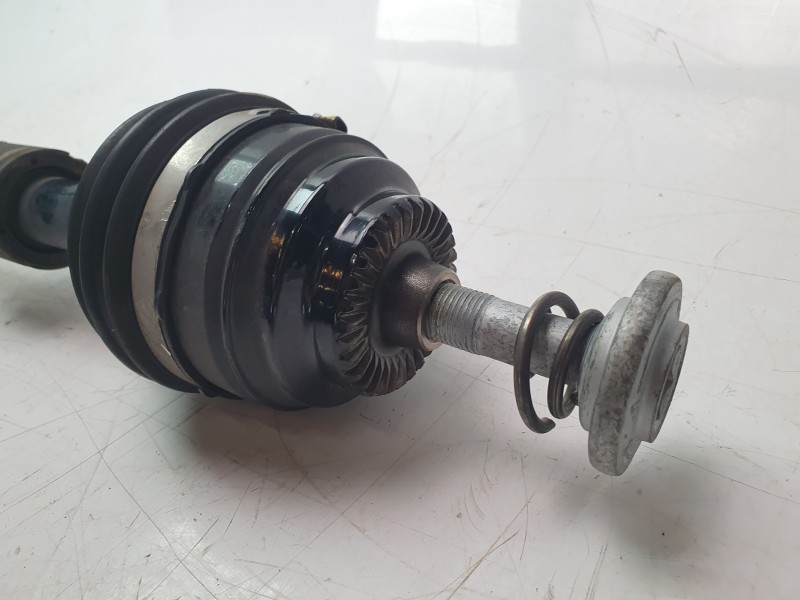 Recambio de transmision delantera derecha para bmw 1 (f40) 118 i referencia OEM IAM 8740280  