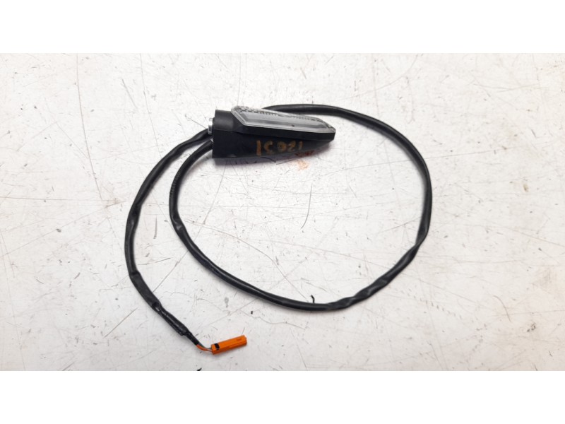 Recambio de piloto trasero izquierdo para honda cbr (601cc - ) cbr 650 r (rh01) referencia OEM IAM 50R0034515  