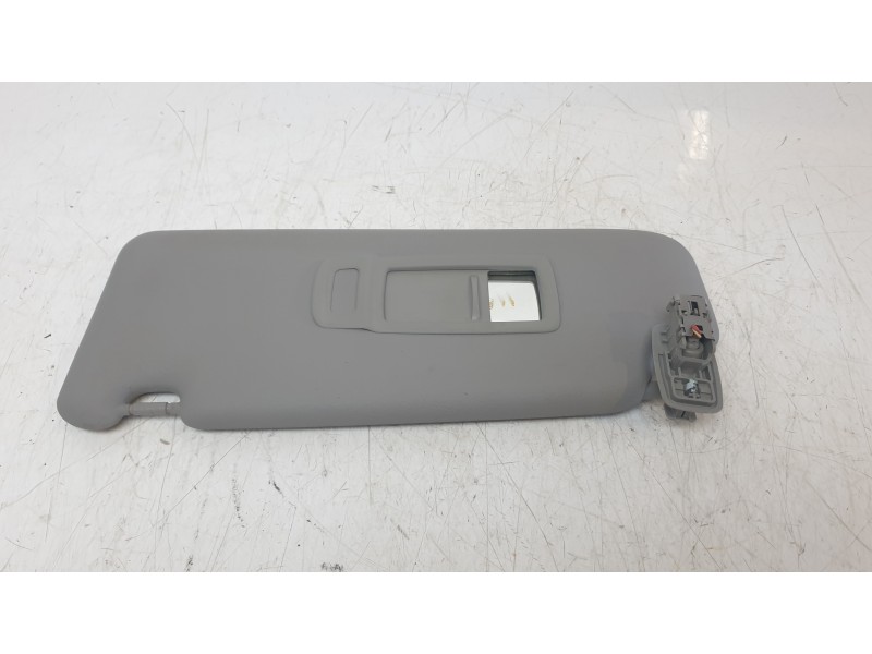 Recambio de parasol izquierdo para bmw serie x1 (f48) sdrive18d referencia OEM IAM 51447402853  