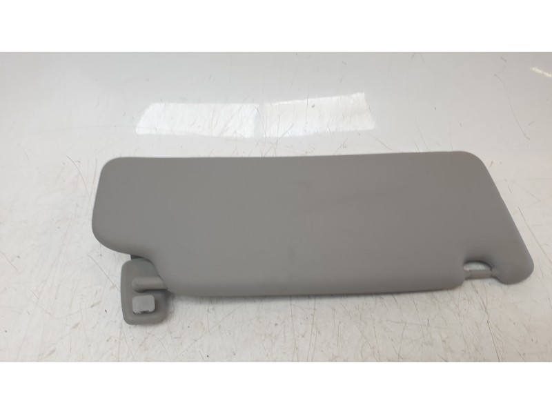 Recambio de parasol izquierdo para bmw serie x1 (f48) sdrive18d referencia OEM IAM 51447402853  