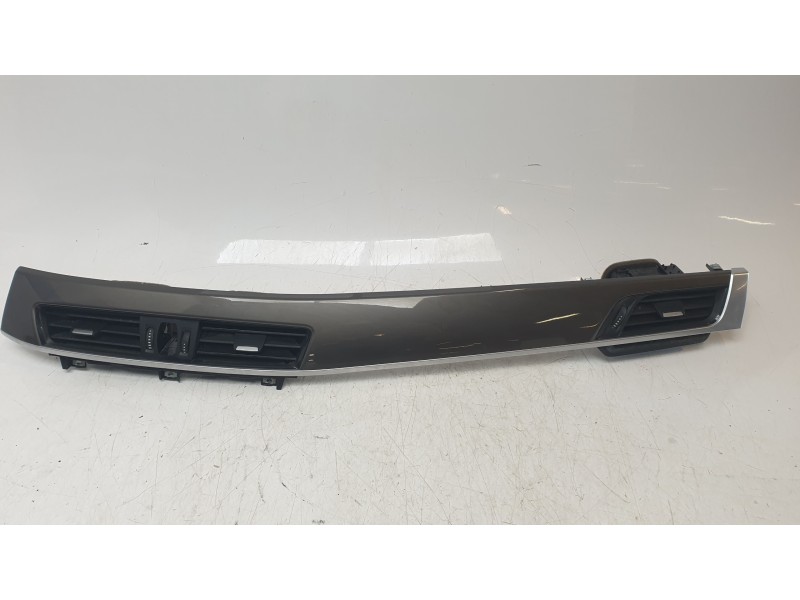 Recambio de rejilla aireadora para bmw serie x1 (f48) sdrive18d referencia OEM IAM 64229292741  