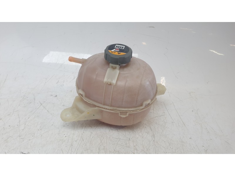 Recambio de deposito expansion para hyundai tucson (nx) klass 2wd referencia OEM IAM 25430N7200  