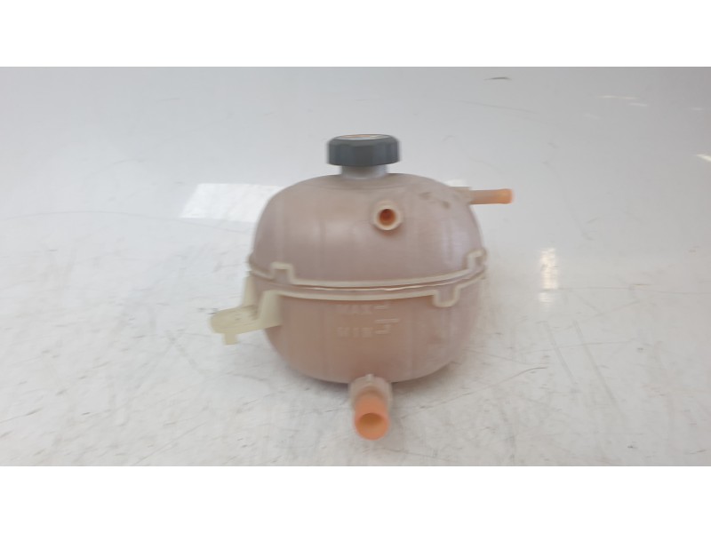 Recambio de deposito expansion para hyundai tucson (nx) klass 2wd referencia OEM IAM 25430N7200  