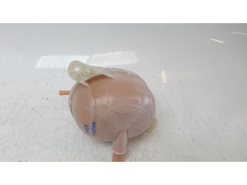 Recambio de deposito expansion para hyundai tucson (nx) klass 2wd referencia OEM IAM 25430N7200  