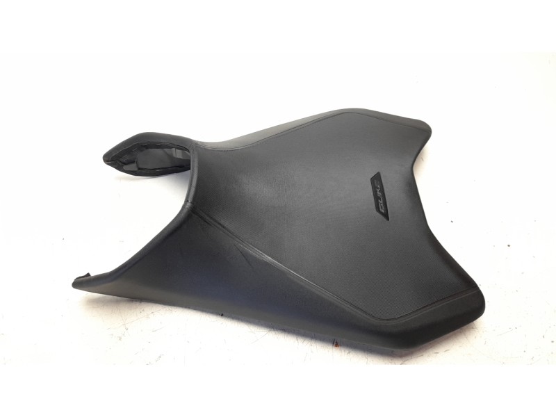 Recambio de asiento para ktm duke 790 duke l referencia OEM IAM C90707040000  