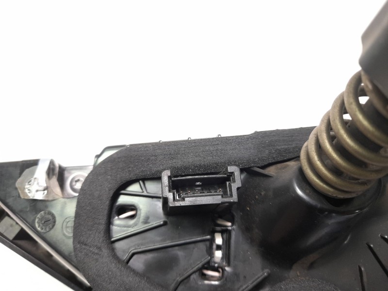 Recambio de piloto trasero izquierdo interior para bmw 1 (f40) 118 i referencia OEM IAM 63215A55FB5  