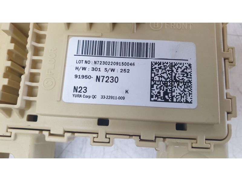 Recambio de caja reles / fusibles para hyundai tucson (nx) klass 2wd referencia OEM IAM 91950N7230  