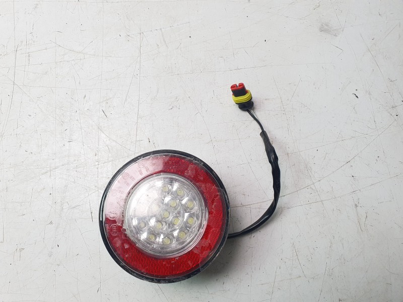 Recambio de piloto trasero derecho para invicta metro pick up electrico referencia OEM IAM PILOTOTRASDERECH  