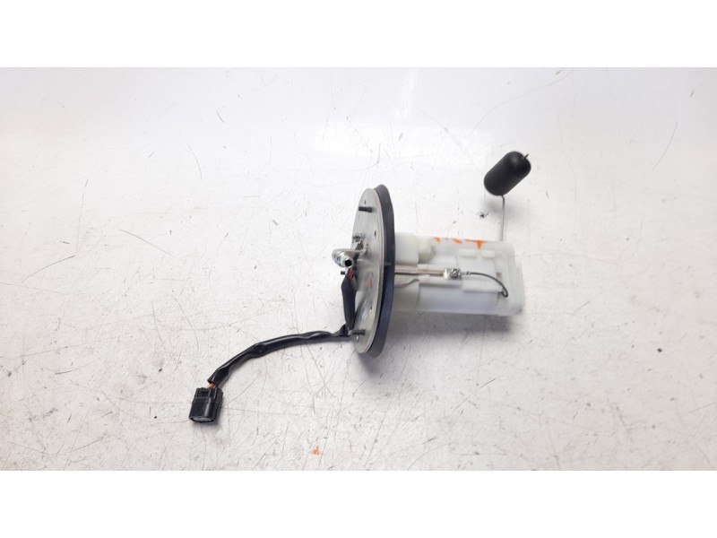 Recambio de bomba combustible para honda cb 500f referencia OEM IAM UCT35HU66  