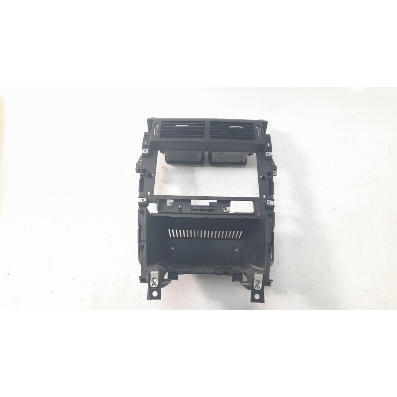 Recambio de aireador central para land rover discovery sport (l550) 2.2 d 4x4 referencia OEM IAM 16A1005CG9  