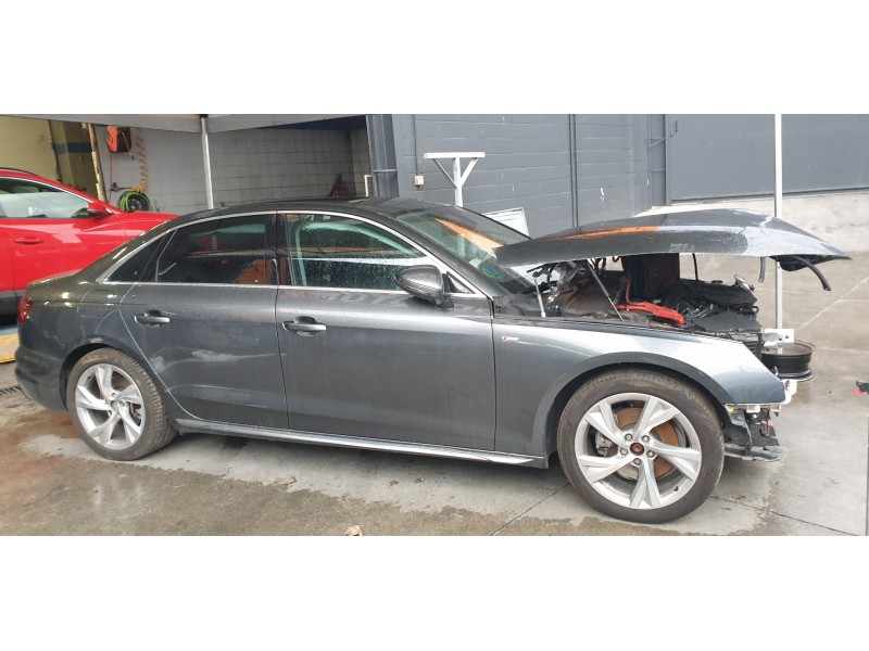 audi a4 berlina (8wc) del año 2020