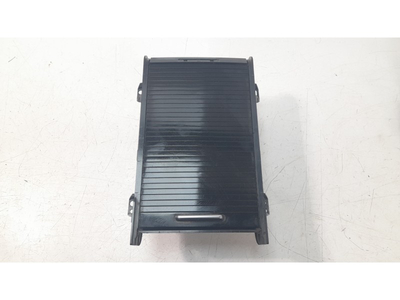 Recambio de guantera para land rover discovery sport (l550) 2.2 d 4x4 referencia OEM IAM 16A2617  