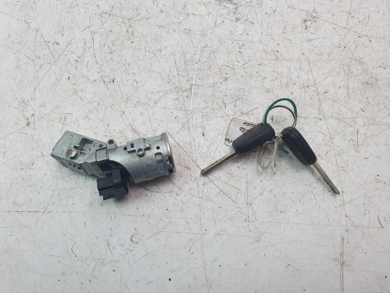 Recambio de conmutador de arranque para invicta metro pick up electrico referencia OEM IAM N0502455  