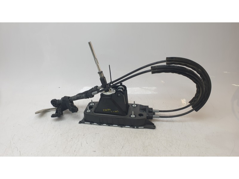 Recambio de palanca cambio para volkswagen t-cross (c11, d31) 1.0 tsi referencia OEM IAM 2Q0711049AF  