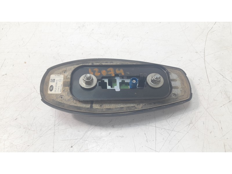 Recambio de base de antena para land rover discovery sport (l550) 2.2 d 4x4 referencia OEM IAM LR060988  