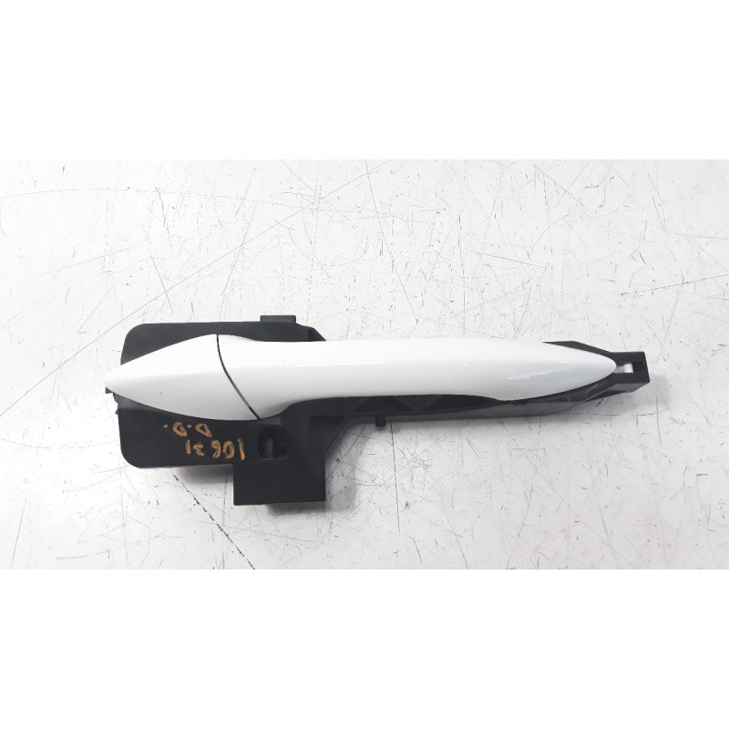 Recambio de maneta exterior delantera derecha para hyundai i30 (gd) 1.6 gdi cat referencia OEM IAM 82661A6050  