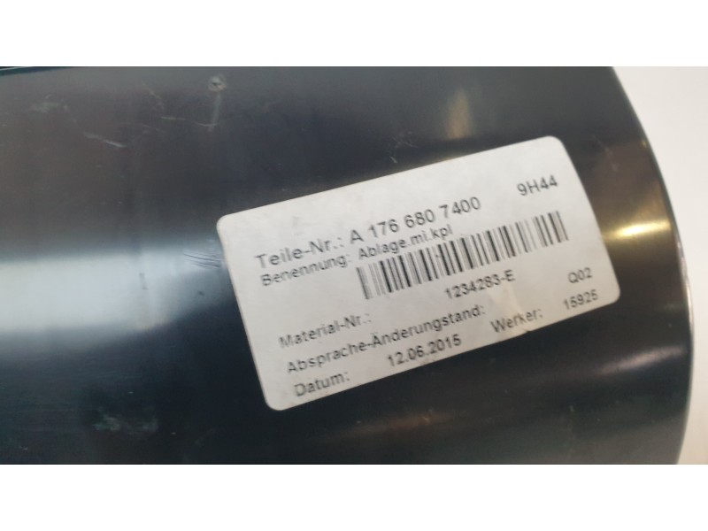 Recambio de cenicero para mercedes-benz clase gla (w156) gla 200 cdi (156.908) referencia OEM IAM A1766807400  