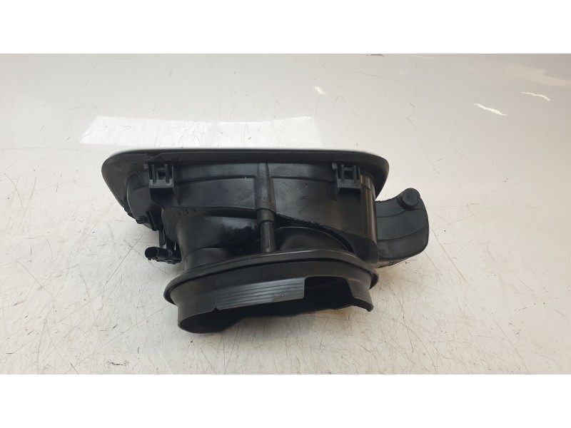 Recambio de tapa exterior combustible para bmw serie x1 (f48) sdrive18d referencia OEM IAM 7359171  