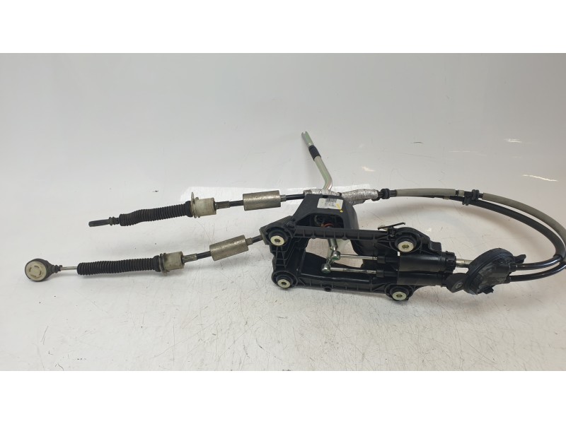 Recambio de palanca cambio para bmw serie x1 (f48) sdrive18d referencia OEM IAM 25118687538  