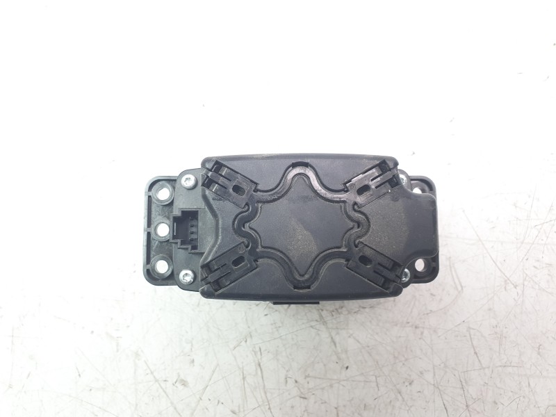 Recambio de mando multifuncion para mercedes-benz clase b (w246) b 200 cdi be (246.201) referencia OEM IAM A2469009802  