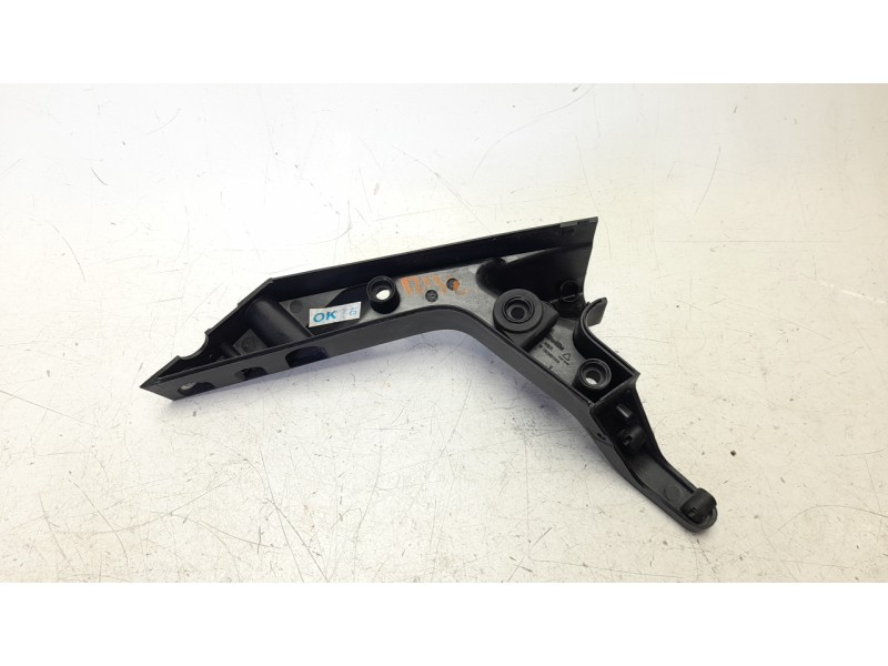 Recambio de moldura para ktm duke 790 duke l referencia OEM IAM C90708015020  