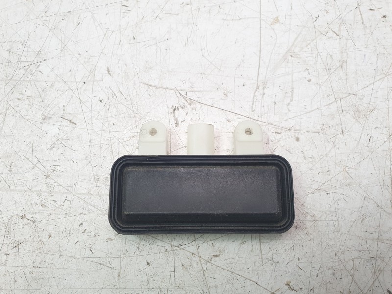 Recambio de maneta exterior maletero / porton para mercedes-benz clase b (w246) b 200 cdi be (246.201) referencia OEM IAM 221870
