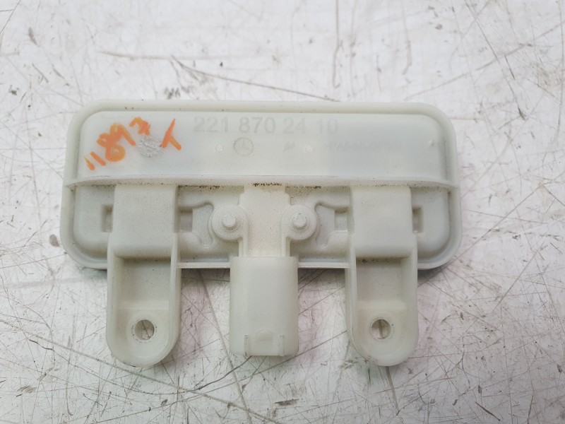 Recambio de maneta exterior maletero / porton para mercedes-benz clase b (w246) b 200 cdi be (246.201) referencia OEM IAM 221870
