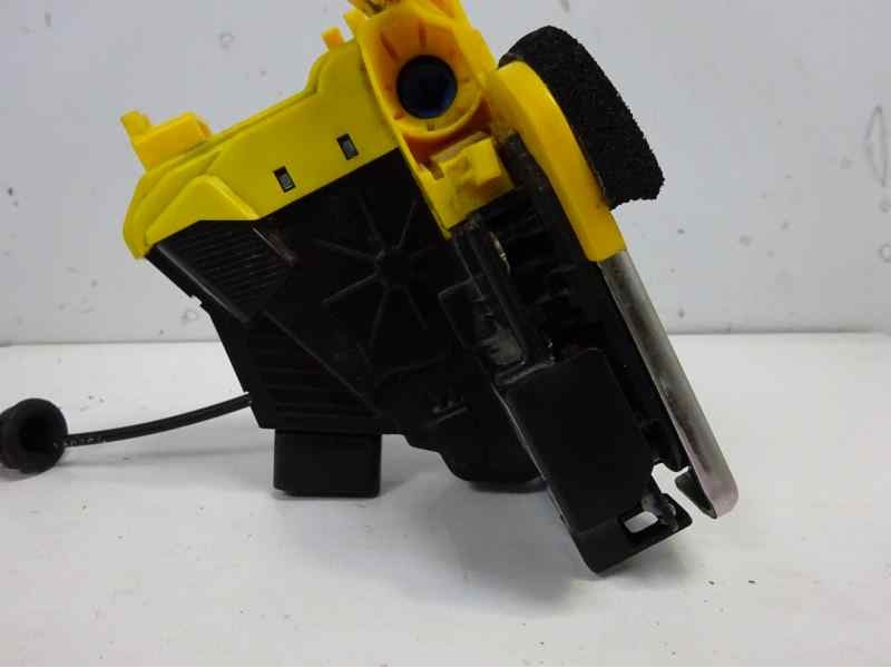 Recambio de cerradura puerta delantera izquierda para kia cee´d drive referencia OEM IAM 81310A2100  