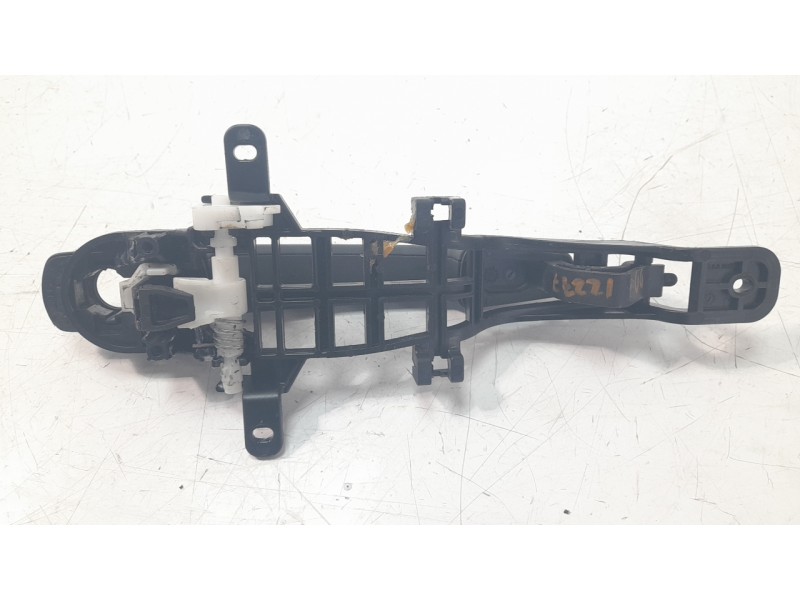 Recambio de maneta exterior delantera derecha para ligier js50 0.5 referencia OEM IAM 9681635077  