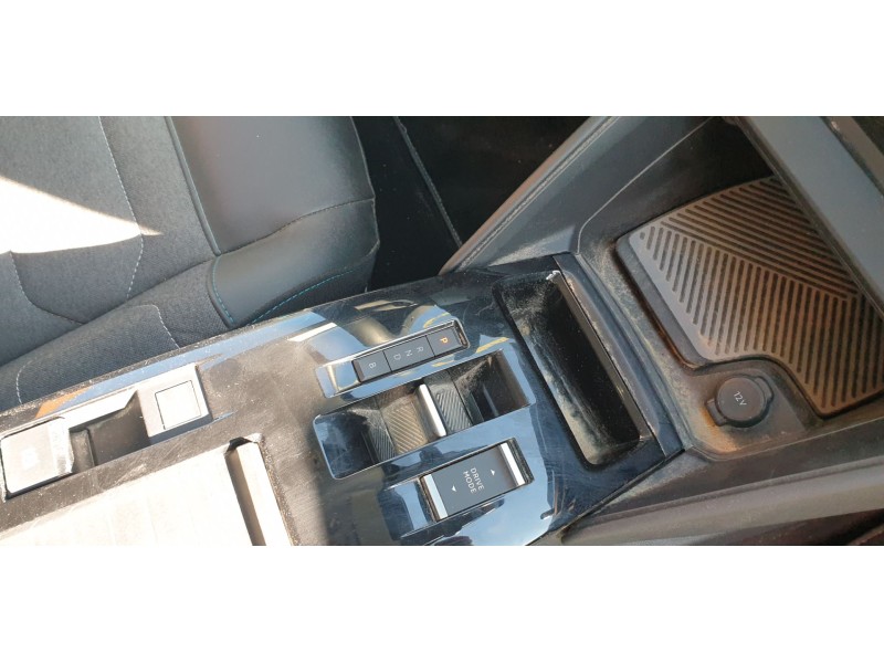 Recambio de palanca cambio para citroen c4 berlina e-feel referencia OEM IAM 98440965ZD  
