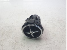 Recambio de aireador central izquierdo para mercedes-benz clase b (w246) b 200 cdi be (246.201) referencia OEM IAM A2468304100  