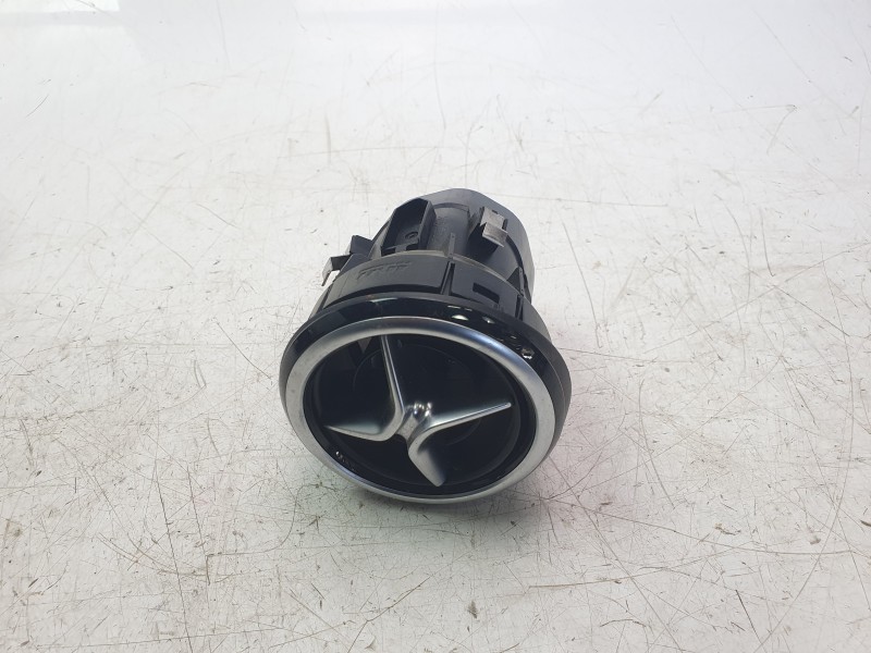 Recambio de aireador central izquierdo para mercedes-benz clase b (w246) b 200 cdi be (246.201) referencia OEM IAM A2468304100  