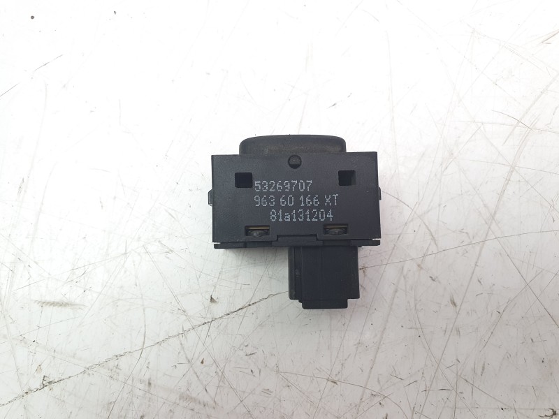 Recambio de mando elevalunas delantero derecho para peugeot 407 (6d_) 2.0 hdi 135 (6drhrh, 6drhre, 6drhrg, 6drhrj) referencia OE