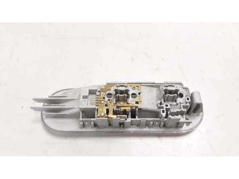 Recambio de luz interior para dacia dokker express ambiance referencia OEM IAM 8200074362  