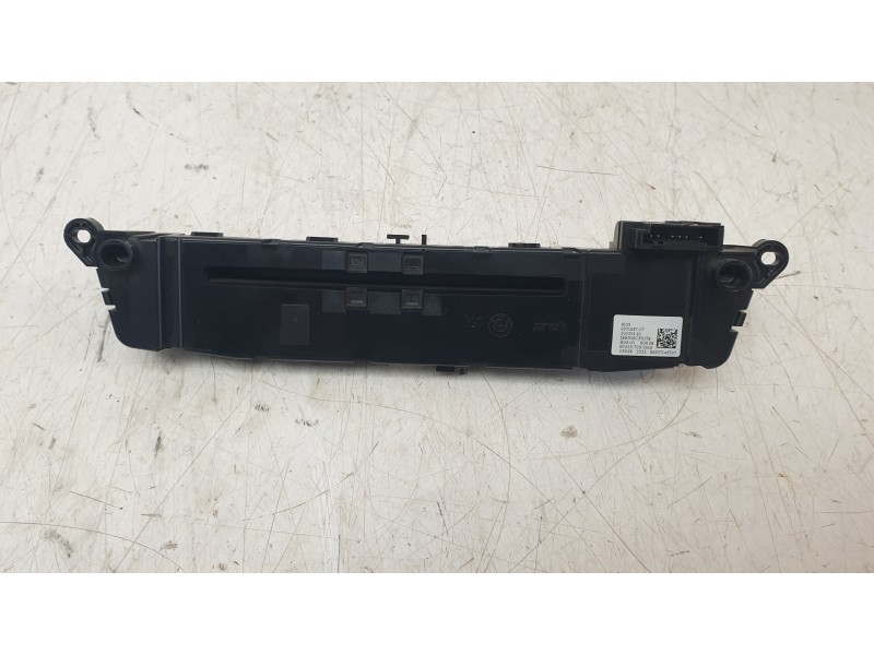 Recambio de mando multifuncion para bmw serie x1 (f48) sdrive18d referencia OEM IAM 9371457  