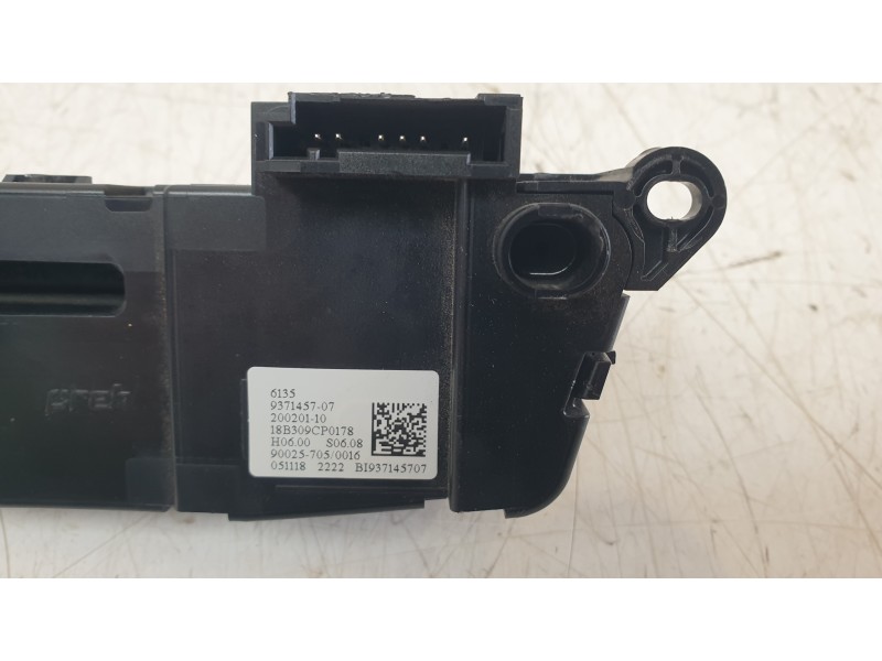 Recambio de mando multifuncion para bmw serie x1 (f48) sdrive18d referencia OEM IAM 9371457  