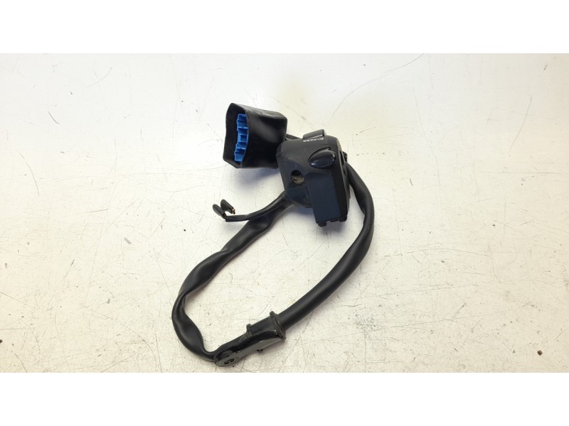 Recambio de piña luces izquierda para honda cb 500f referencia OEM IAM 35200MKPDP1  