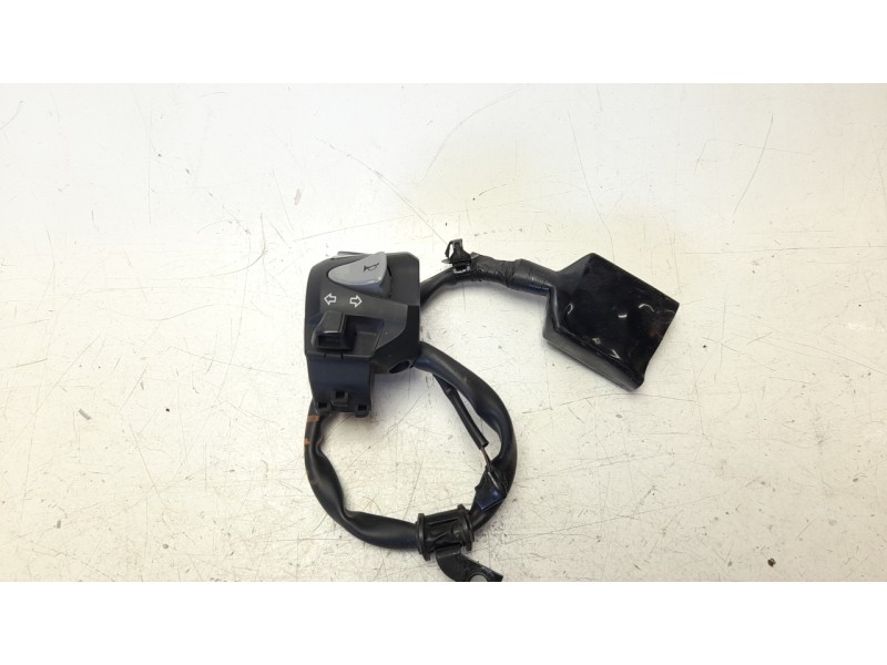 Recambio de piña luces izquierda para honda cbr 500r cbr 500 r referencia OEM IAM 35200MKPD02  