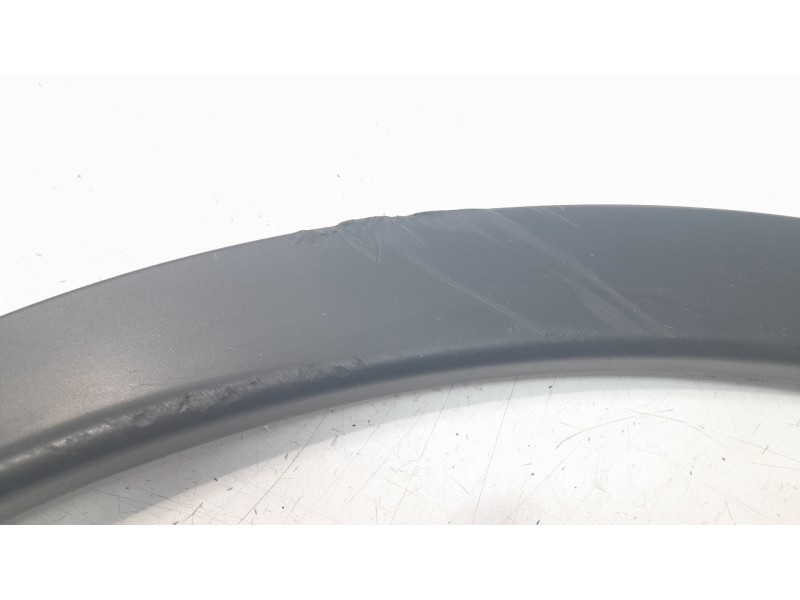 Recambio de aletin trasero derecho para land rover discovery sport (l550) 2.2 d 4x4 referencia OEM IAM T83070660  