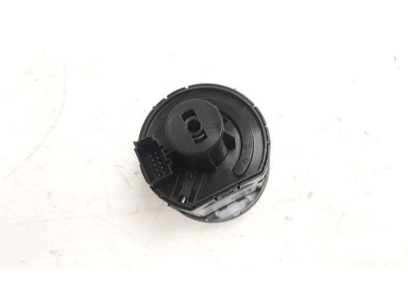 Recambio de mando luces para volkswagen polo (6c1) 1.4 tdi referencia OEM IAM 5G0941431A  